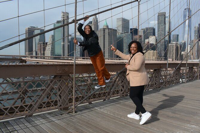 Private Brooklyn Bridge and Dumbo Professional Photoshoot - Frequently Asked Questions