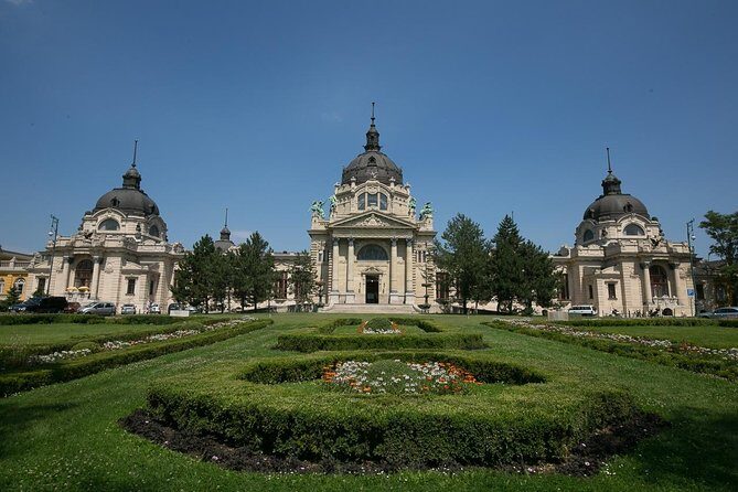 Private Budapest All In One Walking Tour with Strudel Stop - Who Will Love This Tour?