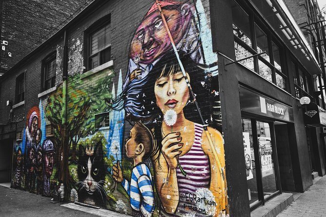 Private Budapest Street Art Tour with Local Expert - Private Budapest Street Art Tour with Local Expert
