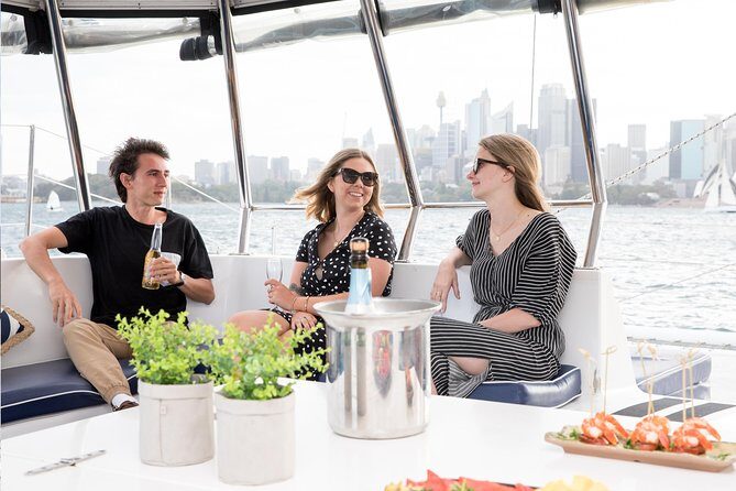 Private BYO Sydney Harbour Catamaran Cruise - 60 or 90 Minutes - A Closer Look at the Sydney Harbour Catamaran Experience