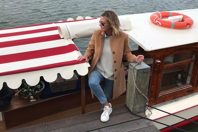 Private canal cruise on small historic boat - Why This Tour Offers Good Value