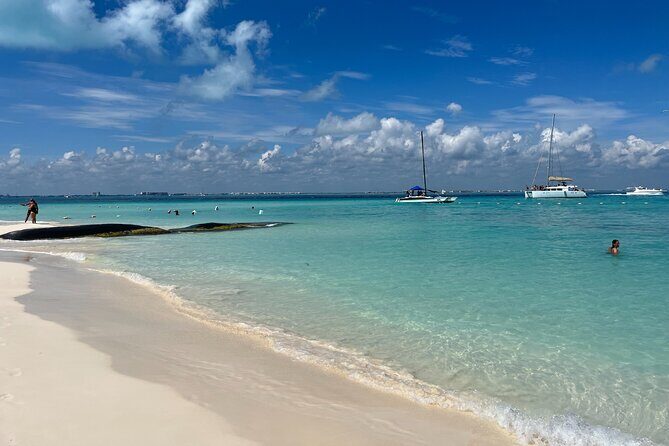 Private Cancun Boat Trip to Isla Mujeres with Snorkeling - What Travelers Are Saying