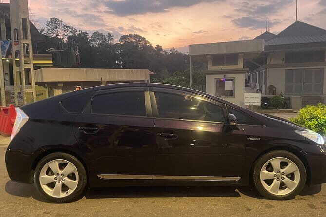 Private Car and Driver Hire in Sri Lanka  Chauffeur Services - Key Points