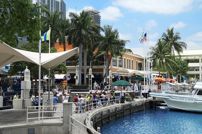 Private Car Rent with Driver 3 to 6 Hours in Miami Area - A Close Look at the Private Car Rent with Driver Experience in Miami