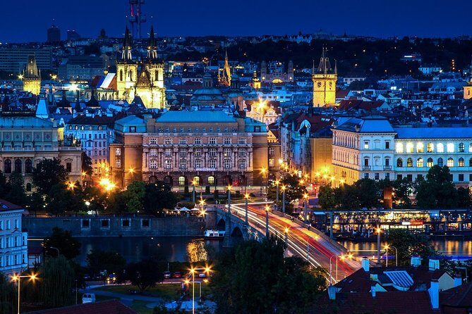 Private Car Transfer from Vienna to Prague with 2h of Sightseeing - Who This Transfer Is Best For