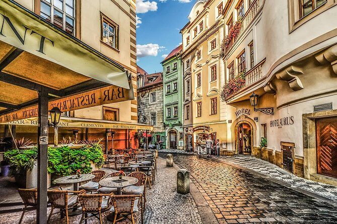 Private Car Transfer from Vienna to Prague with 2h of Sightseeing - Additional Tips