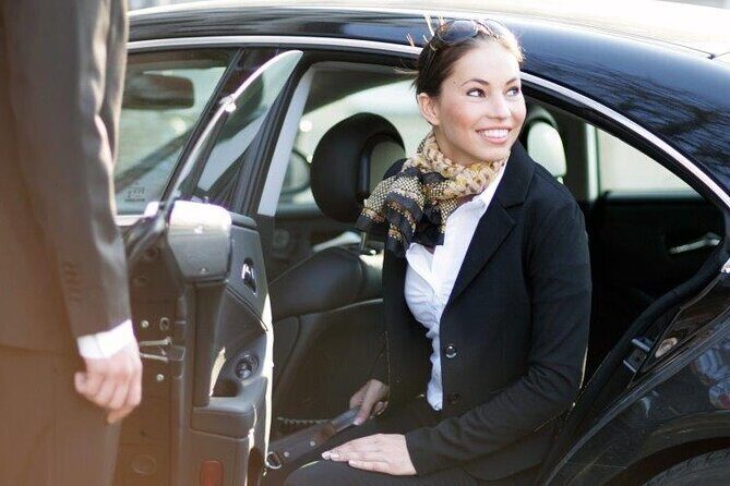 Private car with a driver in Paris 4-6 persons - Private Car with a Driver in Paris 4-6 Persons: A Practical Guide to Stress-Free Mobility