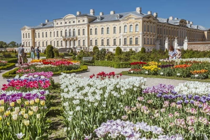 Private Castle tour from Riga:Rundale, Bauska+Hill of Cross - The Logistics and Experience