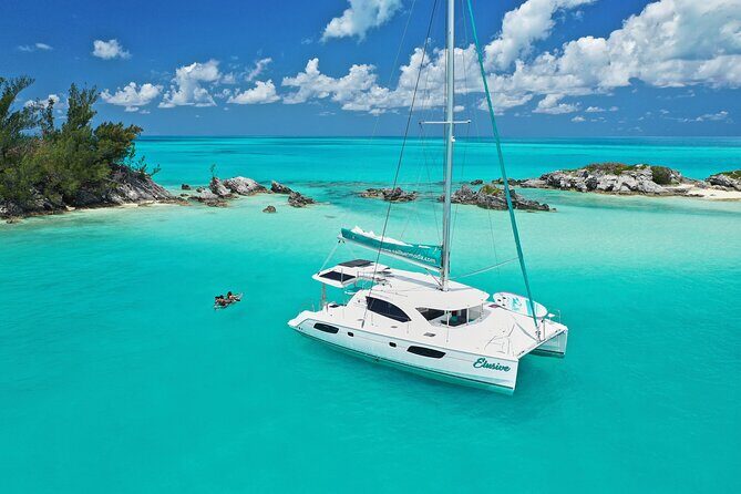 Private Catamaran Charter on Elusive - Key Points