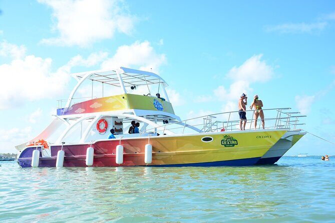 Private Catamaran Cruise with Open Bar  Punta Cana - Key Points