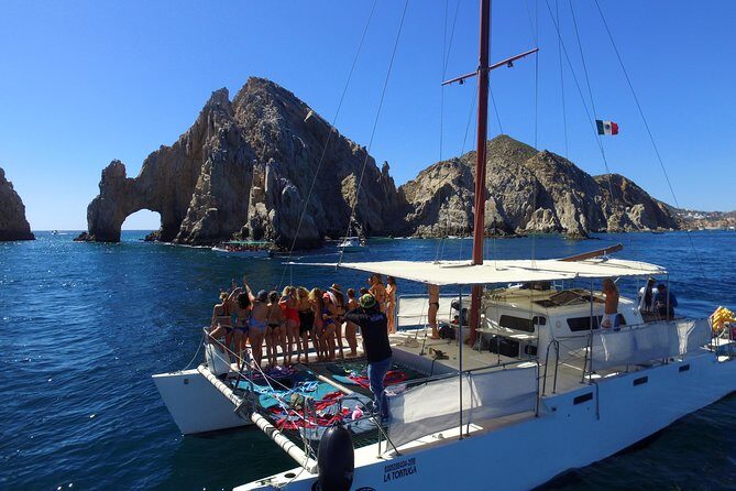 Private Catamaran Snorkeling Cruise in Los Cabos - Key Points