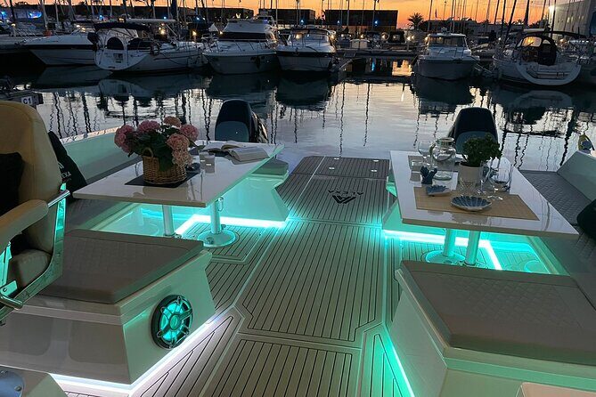 Private Charter in Catamaran Alexa by Barcelona 12 pax 2/4/8 HS - Deep Dive: Why This Tour Offers Great Value