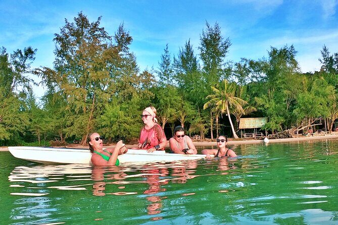 [PRIVATE CHARTER] SEA-KAYAKING along HALF-MOON BAY & SUNSET DRIFTING & DINNER - Frequently Asked Questions