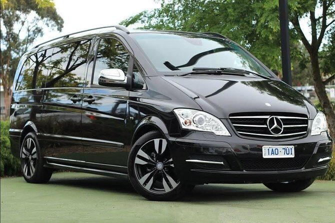 Private Chauffeured Minivan Tour of Oxford from London with a Blue Badge Guide - Why Choose a Private Chauffeured Tour to Oxford?