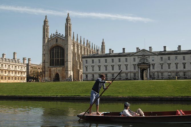 Private Chauffeured Range Rover to Cambridge from London - Key Points