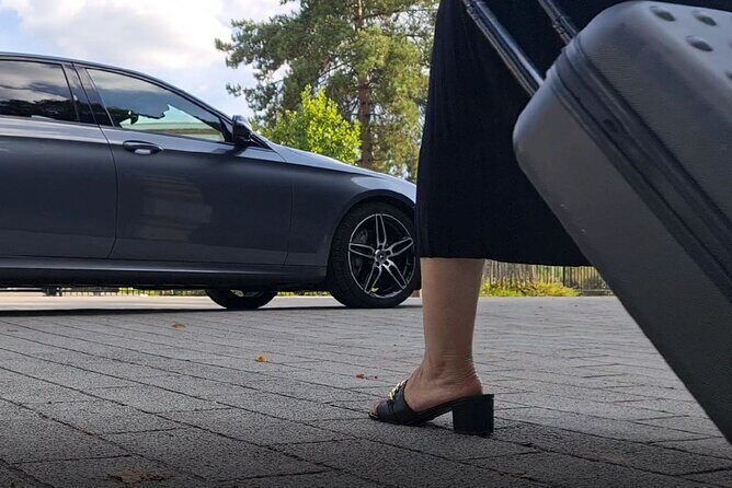 Private Chauffeured Transfer between CDG Airport and Paris - FAQ