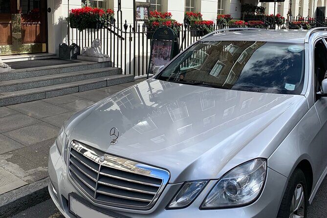 Private Chauffeured Vehicle In London - A Personal Journey Through London in Style