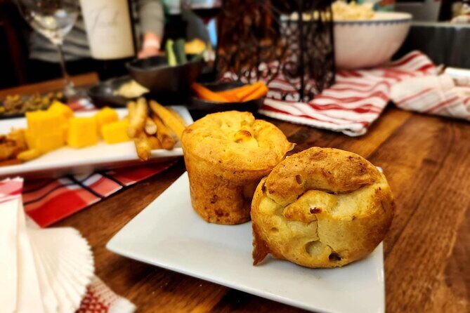 Private Chicago-style deep dish pizza or pasta making class - A Private Culinary Experience in Naperville: Deep Dish Pizza or Pasta Making Class