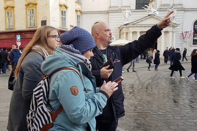 Private City Discovery walk - Historical Treasure hunt - Exploring Vienna’s Old Town with a Twist