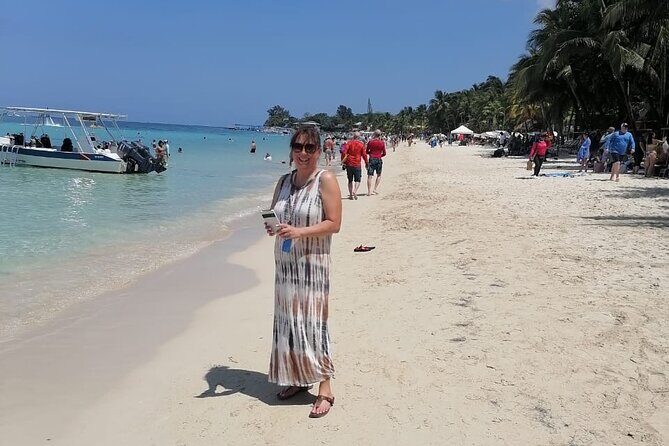 Private City Tour, Chocolate and Rum Factory - Private City Tour, Chocolate and Rum Factory: A Balanced Look at Roatan’s Best