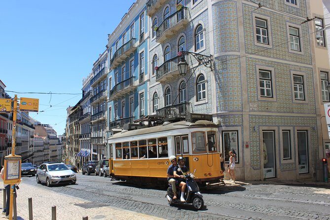 Private City Tour Lisbon Fundamental - Detailed Exploration of the Tour