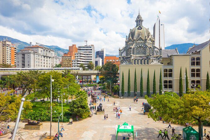 Private City Tour of Medellin with Metrocable and Commune 13 - Who Should Consider This Tour?