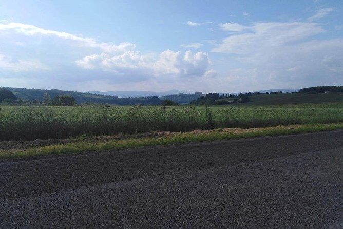 PRIVATE Civita di Bagnoregio and Orvieto Wine Tasting -Ebike tour - An In-Depth Look at the Private Civita di Bagnoregio and Orvieto Ebike Tour