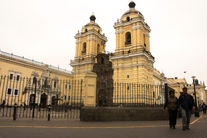 Private Classic City Tour Experience of Lima - Key Points