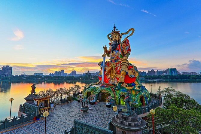 Private Classic Kaohsiung Day Tour - Wrapping It Up