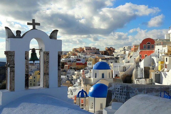 Private Classic Santorini Panorama: Visit the most popular destinations! - The Essentials at a Glance