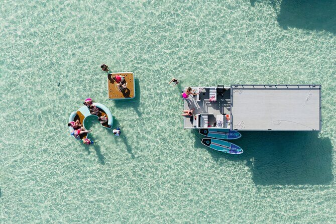 Private Crab Island Boat Charter up to 15 people - Key Points