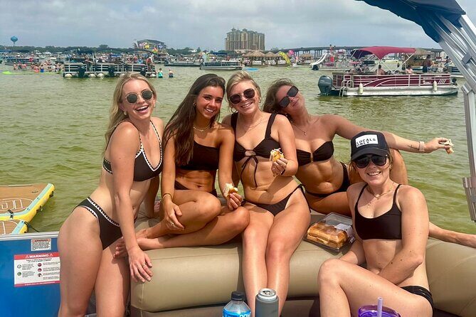Private Crab Island Pontoon Charter with Bote Hangout Floats! - Who Should Consider This Tour?