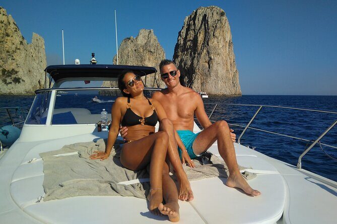 Private Cruise around Capri - yacht 40' - Exploring Capri by Private Yacht: A Deep Dive