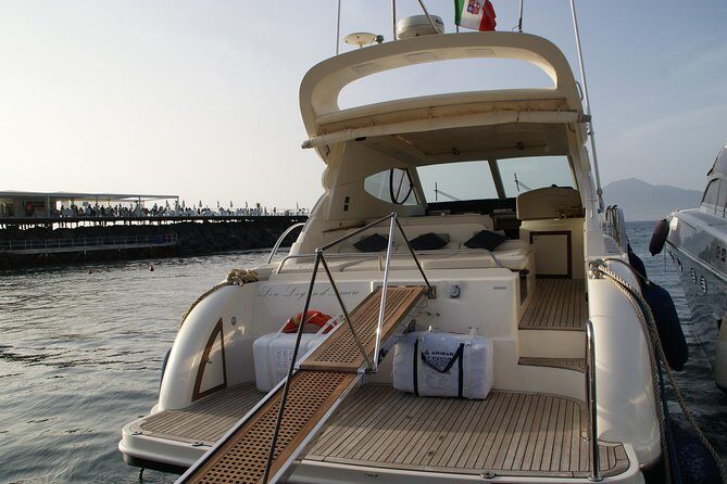 Private Cruise from Naples to Capri and Amalfi Coast - yacht 50' - Key Points