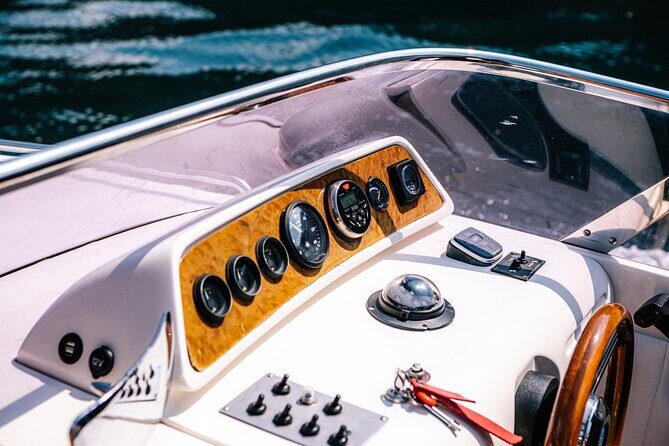 Private Cruise on Lake Como with Luxury Motorboat from 1H to 4H - What to Expect at Each Stop