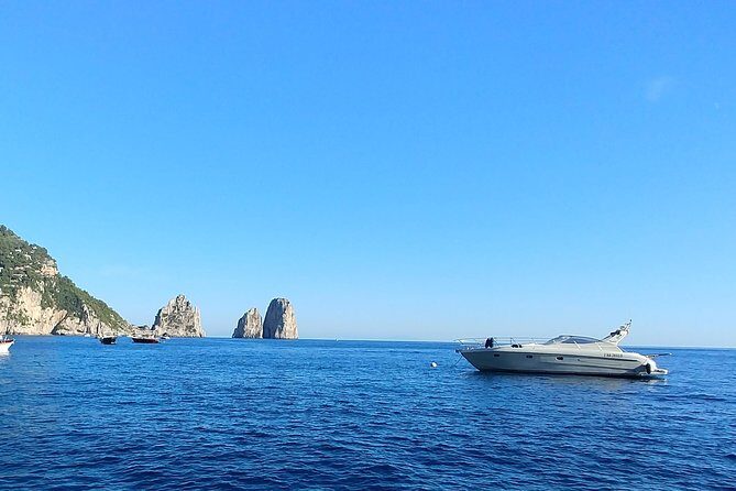 Private Cruise to Capri and Amalfi coast from Positano or Amalfi - yacht 40' - A Luxurious Day on the Water: Private Cruise to Capri and the Amalfi Coast