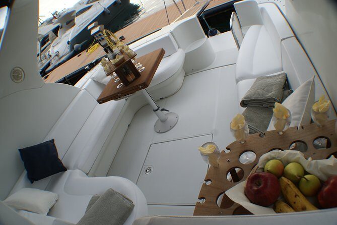 Private Cruise to Capri and Amalfi coast from Positano or Amalfi - yacht 40' - Key Points