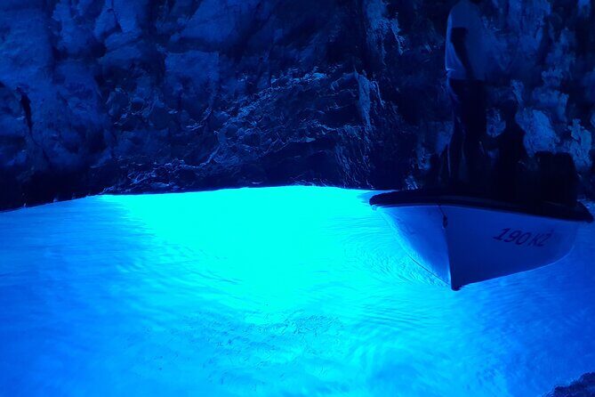Private Cruising with Axiom Yacht from Hvar - Who Will Love This Tour?