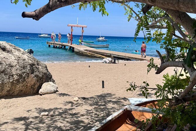 Private Curaçao West Coast: Beach & Nature Photography Tour - Exploring the Details of the Curaçao West Coast Photography Tour