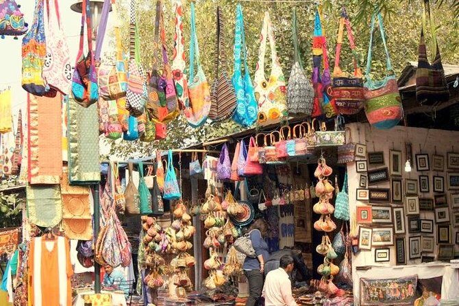 Private Custom Shopping Tour: Delhi's Bustling Markets - Key Points