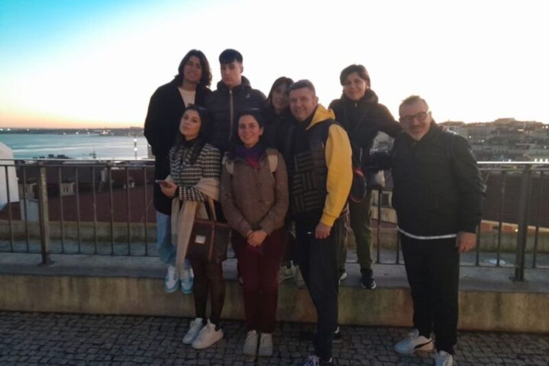 Private Custom Tour with a Local Guide Lisbon - Key Points