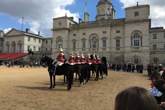 Private Custom Walking Tour: Half Day Sightseeing Tour of London - The Sum Up