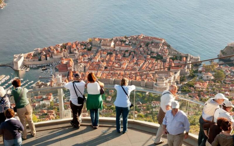 Private Customizable Tour of Croatia Via Minivan with Guide - Key Points