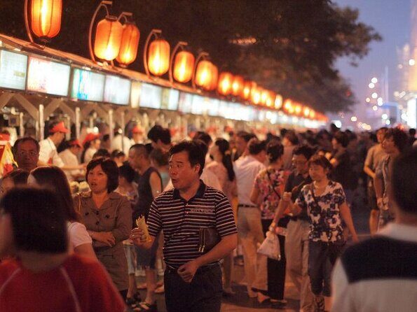Private Customized Beijing Night Tour To Wangfujing Food Street And Pipe Hutong - Key Points