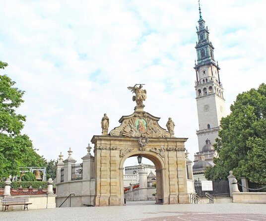 Private Czstochowa Black Madonna and Lagiewniki Tour - Exploring Poland’s Sacred Sites: A Deep Dive into the Czestochowa Black Madonna and Lagiewniki Tour