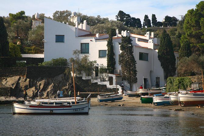Private Dalí Museum and Tour from Barcelona - An In-Depth Look at the Dalí Day Trip