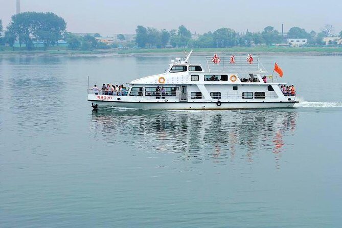 Private Dandong City Day Tour:Hushan Great Wall,Yalu River Broken Bridge,Border - Exploring Dandong: What to Expect from Your Private Tour