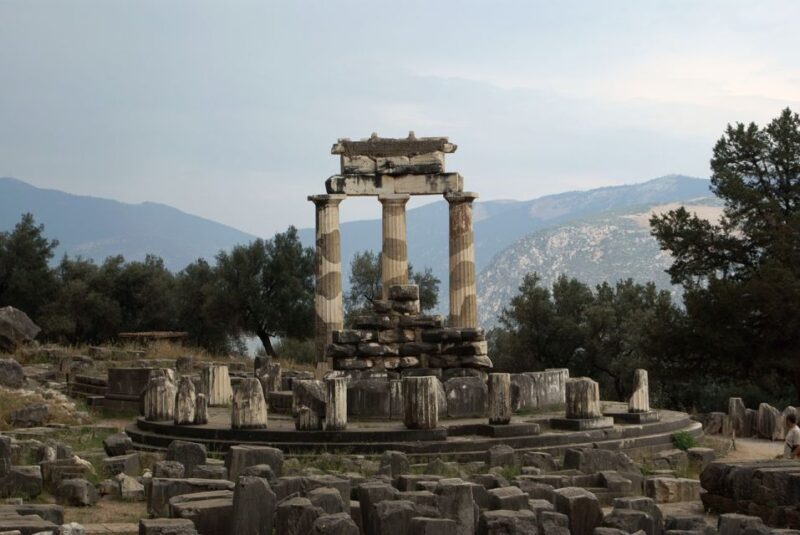 Private Day Tour Delphi and Village of Arachova from Athens - A Comprehensive Breakdown of Your Greek Day Trip