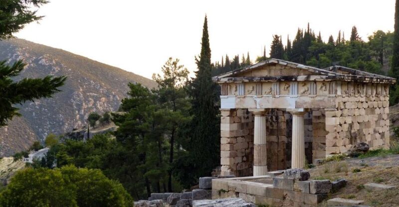 Private Day Tour Delphi and Village of Arachova from Athens - The Value of a Private Tour