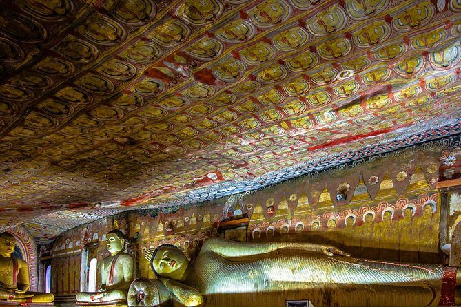 Private Day Tour from Kandy to Sigiriya and Dambulla Cave temple - FAQs
